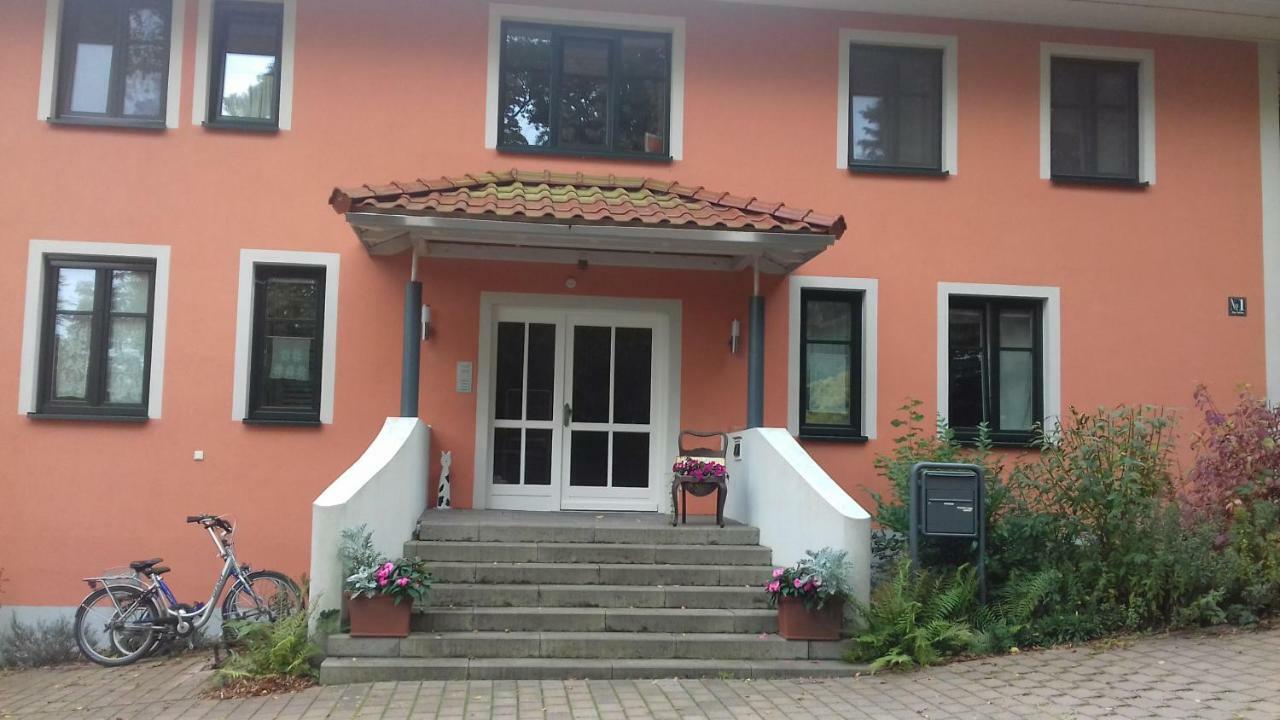 Fewo 1 Waren Mueritz - Haus Buchen Am Tiefwarensee - 1 Zi ภายนอก รูปภาพ