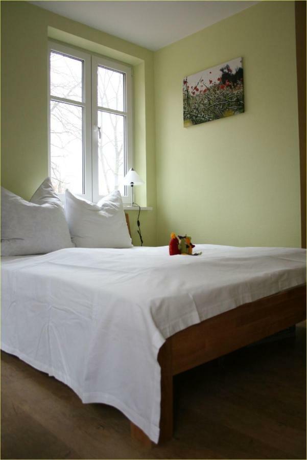 Fewo 1 Waren Mueritz - Haus Buchen Am Tiefwarensee - 1 Zi ภายนอก รูปภาพ